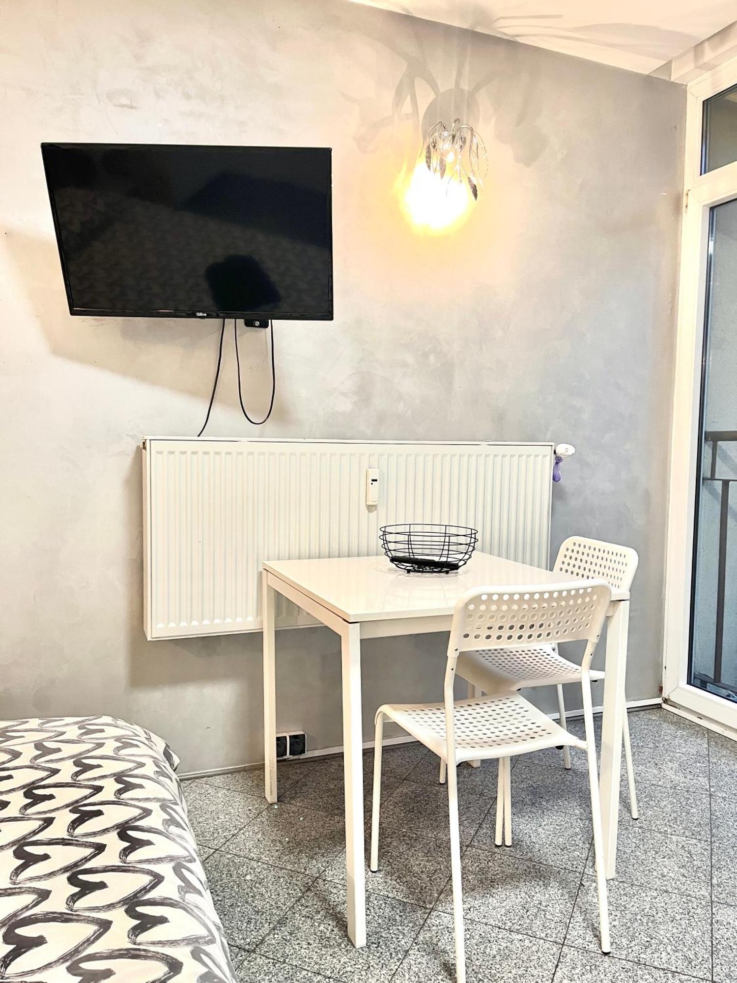 Ferienwohnung Bezagenta Oldtown2 Close To Metro Warschau Exterior foto